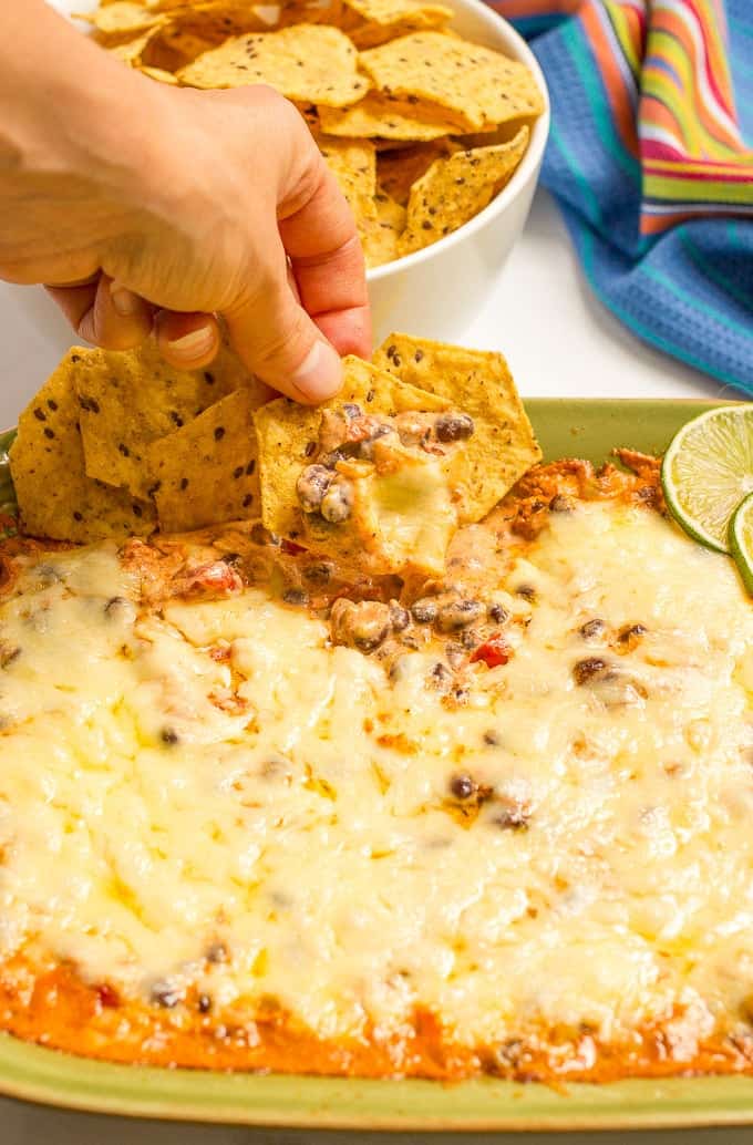 Cheesy Baked Black Bean Dip: Perfect for Parties & BBQs